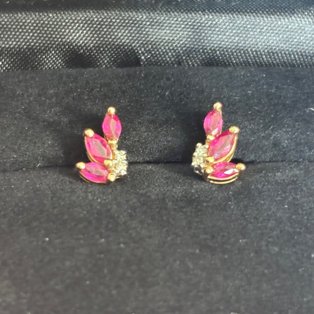 Genuine Vintage '80s 14K Gold Ruby Diamond Marquise Wing Cluster Stud Earrings - Picture 2 of 6